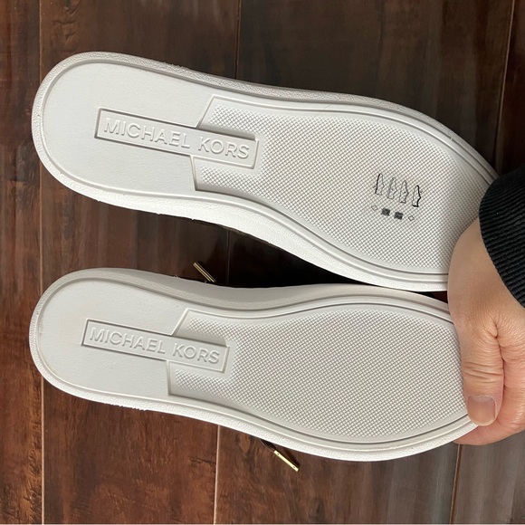 *NIB* Michael Kors Women's Keaton Logo Sneakers - Picture 8 of 9